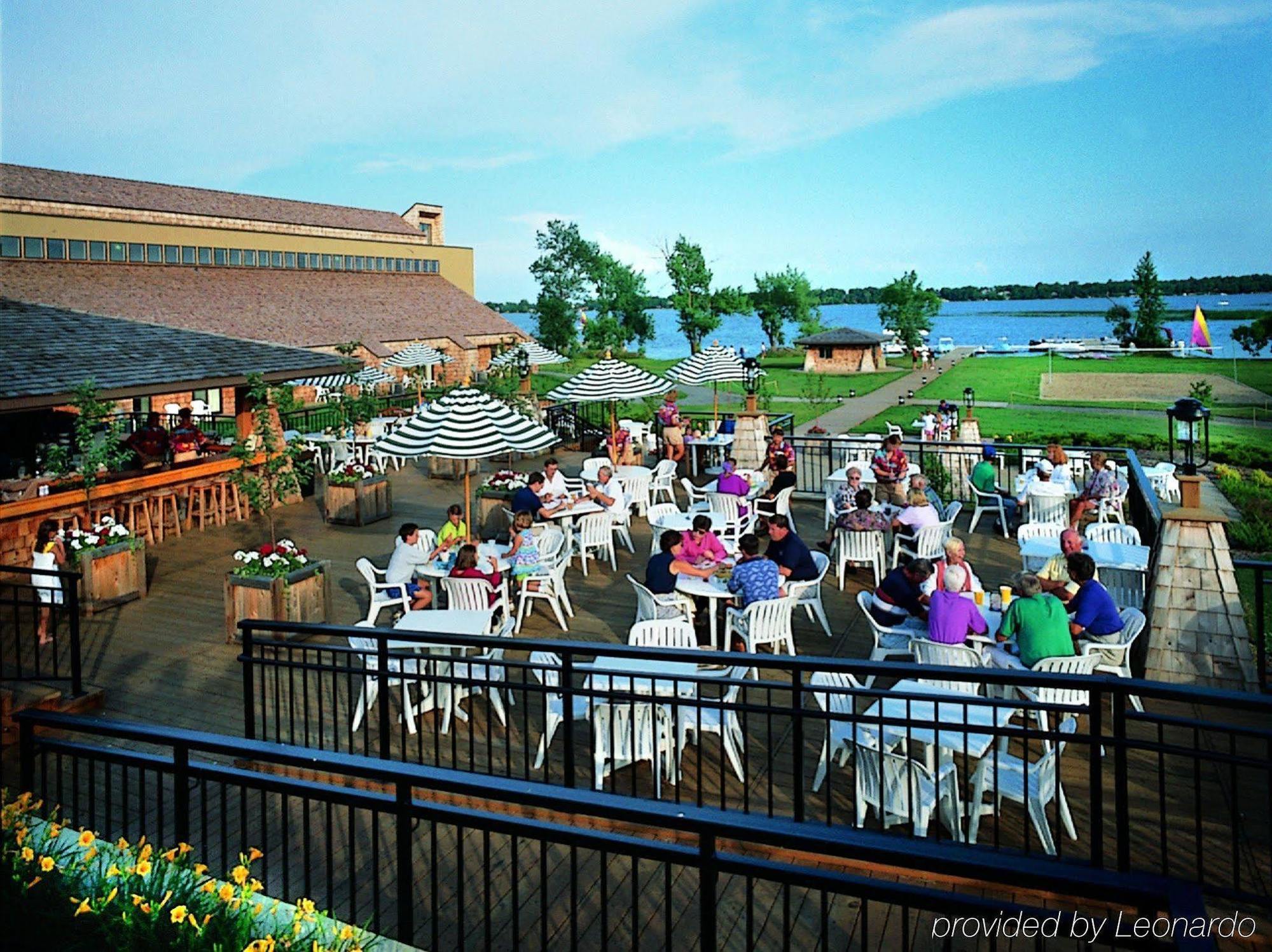 Arrowwood Resort Hotel And Conference Center - Alexandria Restaurant photo